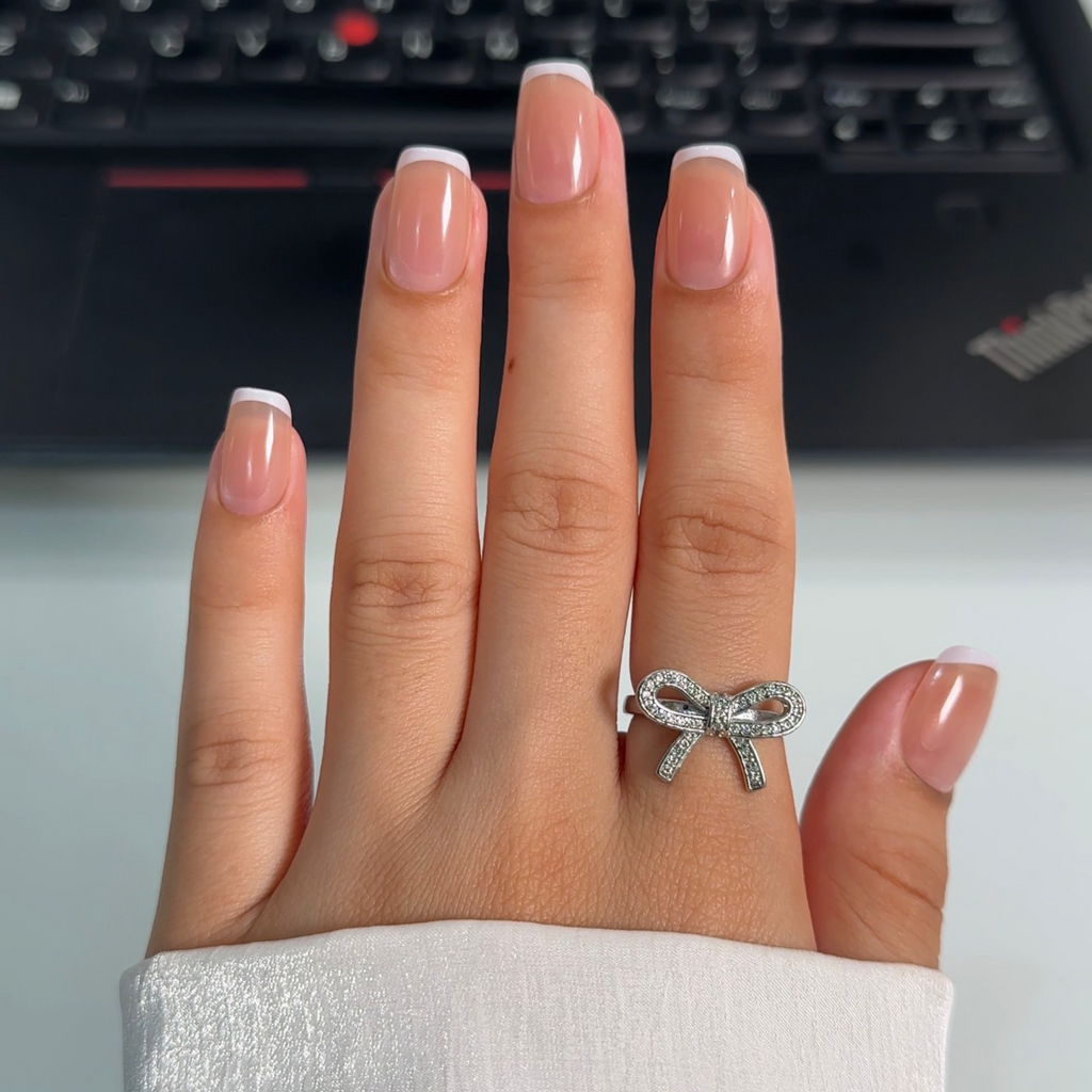 Classic French Tip Press-On Nails | 30-Piece Set